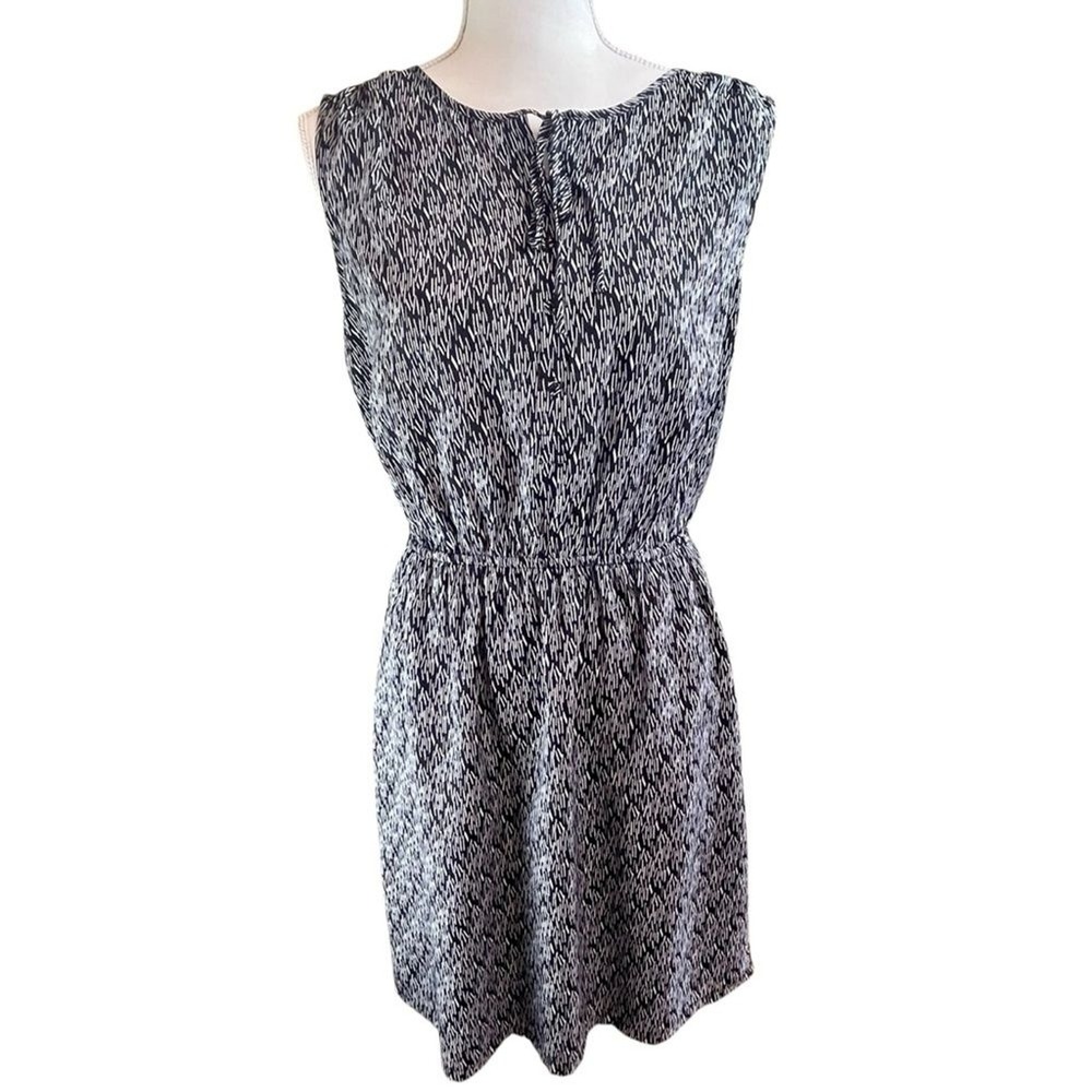 LOFT Sleeveless Elastic Waist Dress M Black White Abstract Print Casual Brunch
